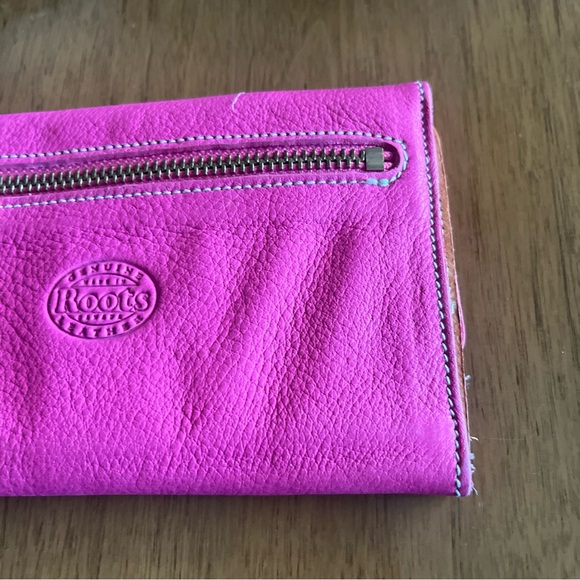 Roots pink leather wallet - Picture 3 of 7